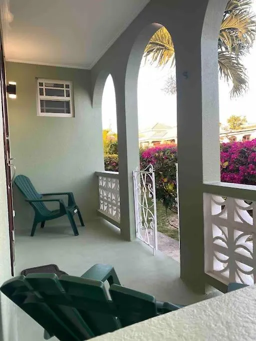 Private 3Br Tropical Paradise Near Oistins Christ Church